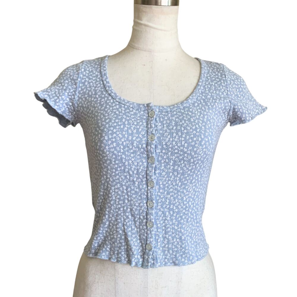 Brandy Melville Blue Floral Button Front Crop Top Short Sleeve Ribbed Stretch